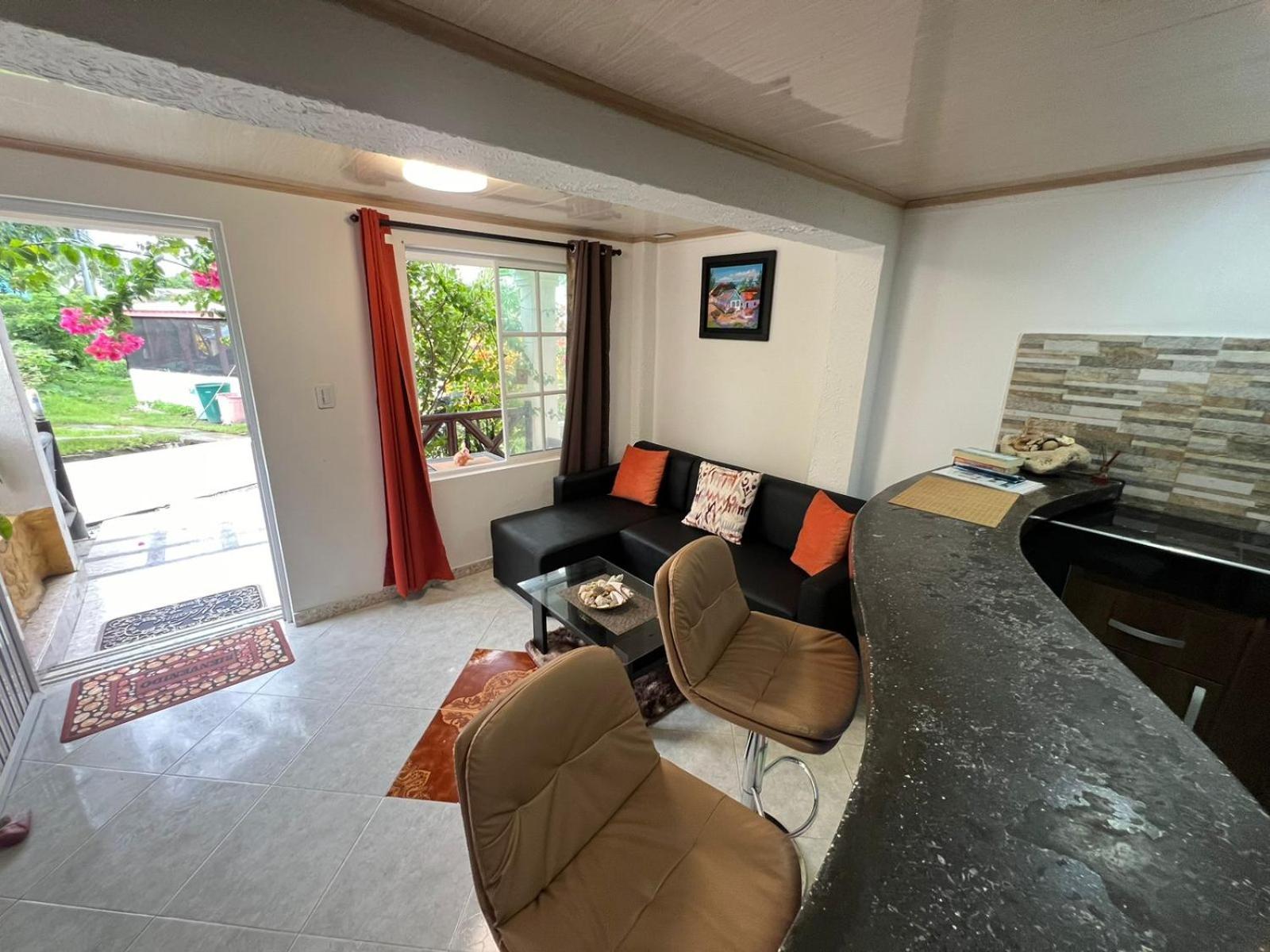 Posada Ashanty Rocky Point Exterior foto